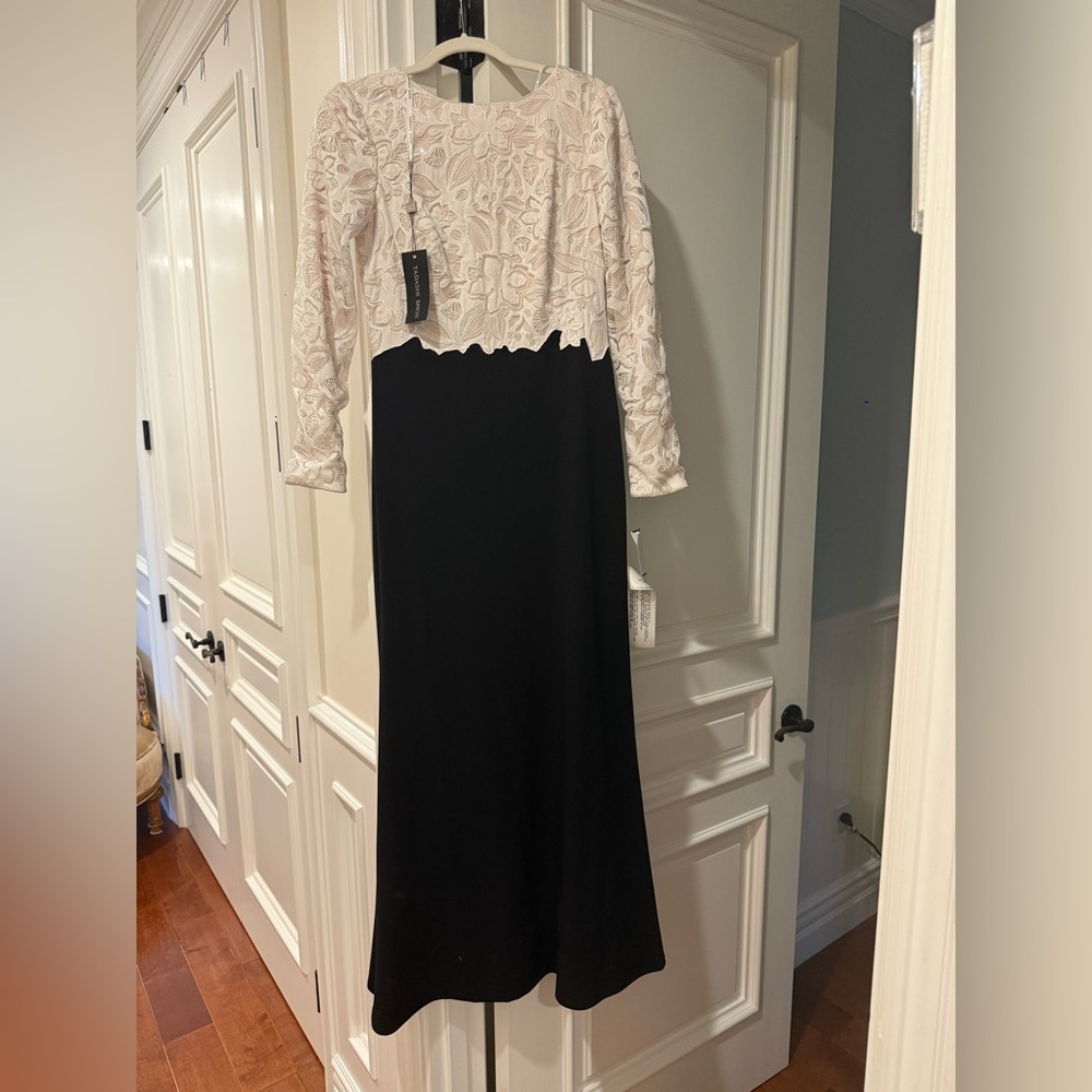 Tadashi Shoji Cream Floral Lace and black dress